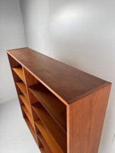 Teak Bookcase by Poul Hundevad – Danish Mid-Century Elegance