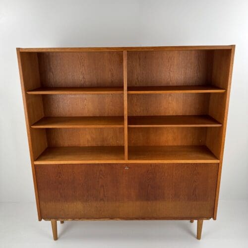 Oak Bookcase by Poul Hundevad – Danish Mid-Century Design