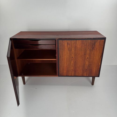 Omann Jun Model 4 Rosewood Sideboard – Danish Mid-Century Design