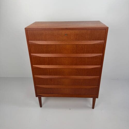 IMG_9251 Finnish Mid-Century Chest of Drawers by Oy Wilhelm Schauman – Sculptural Teak Design