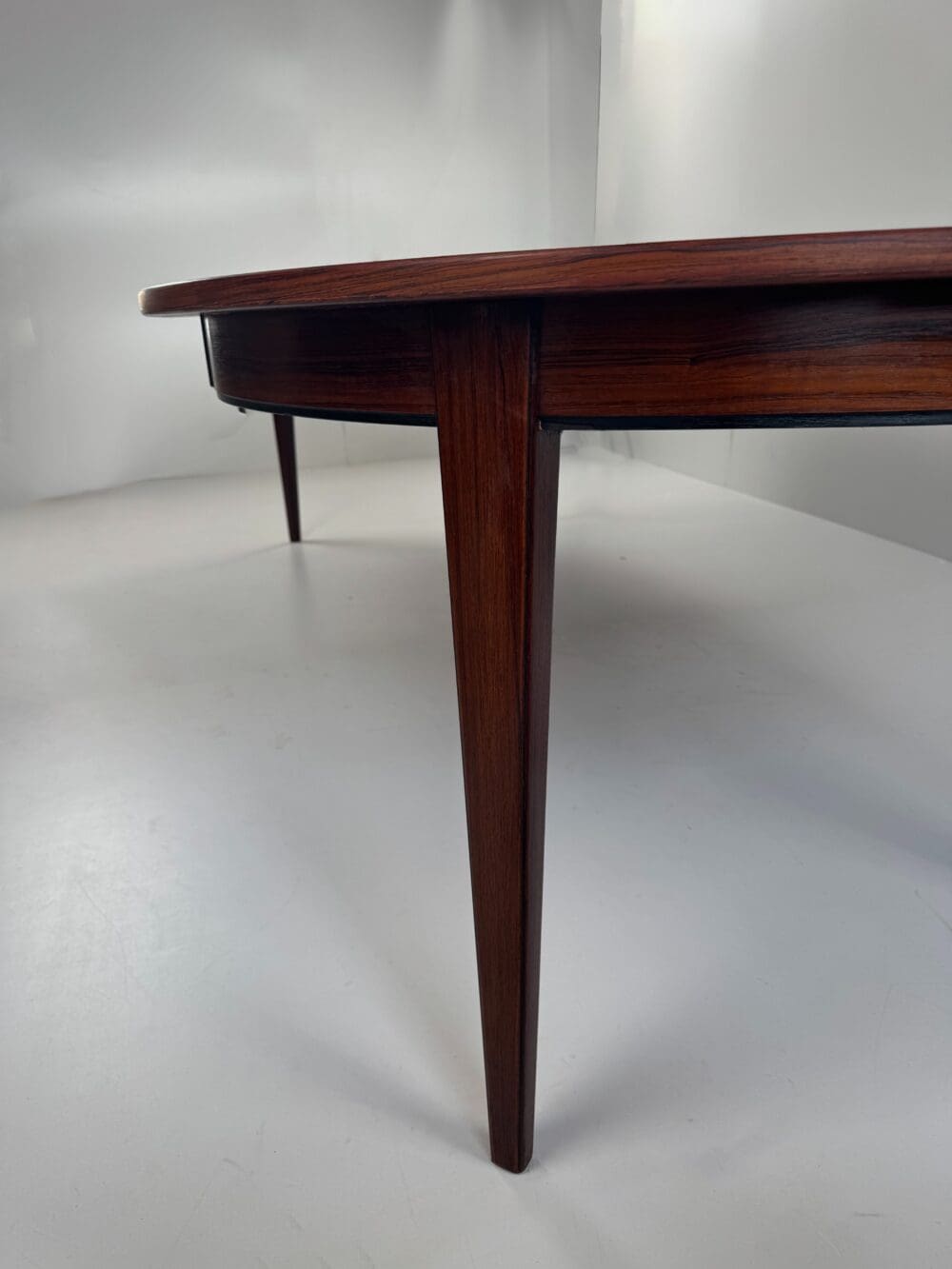 Omann Jun Model 55 Dining Table – Danish Rosewood Elegance