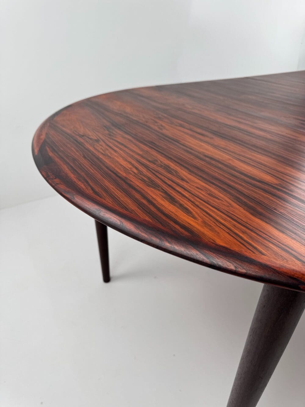 Skovmand & Andersen Rosewood Dining Table – Danish Mid-Century Craftsmanship