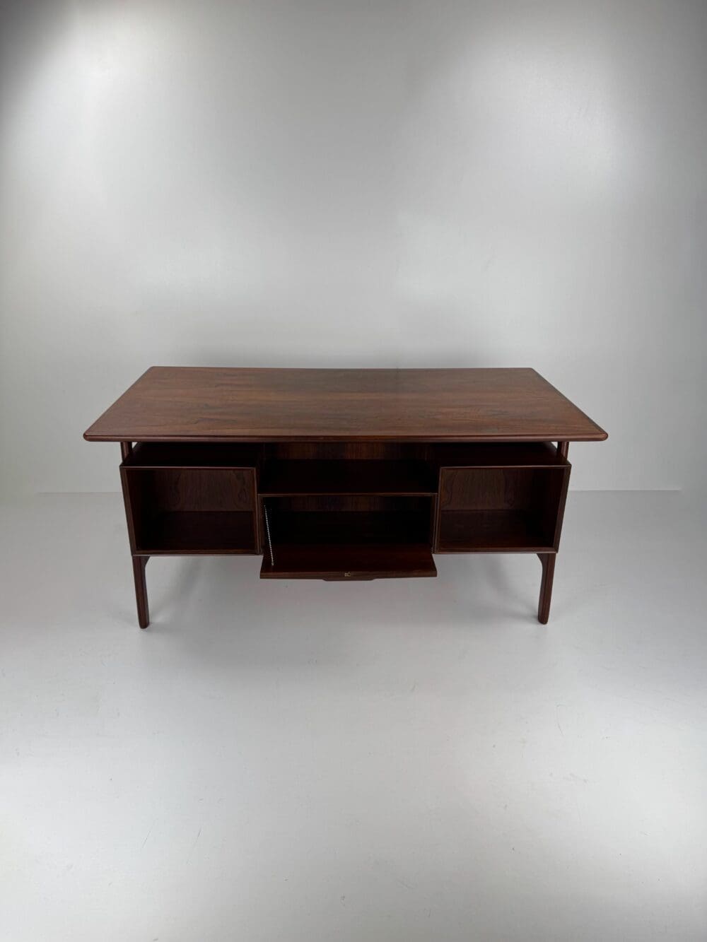 Gunni Omann Model 75 Desk for Omann Jun – Rosewood Danish Design