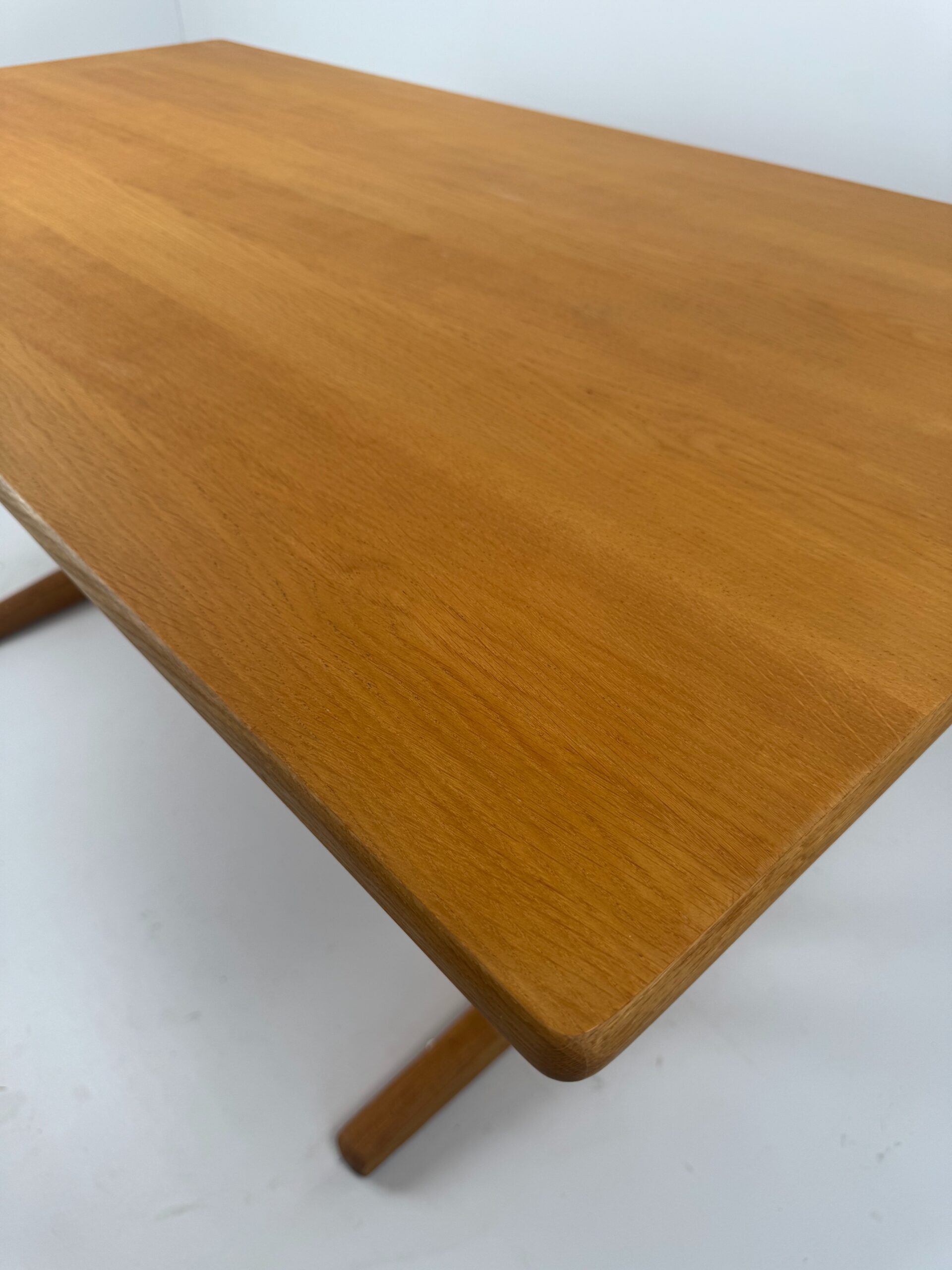 Shaker Table C18, Børge Mogensen for FDB Møbler, Denmark, 1960s