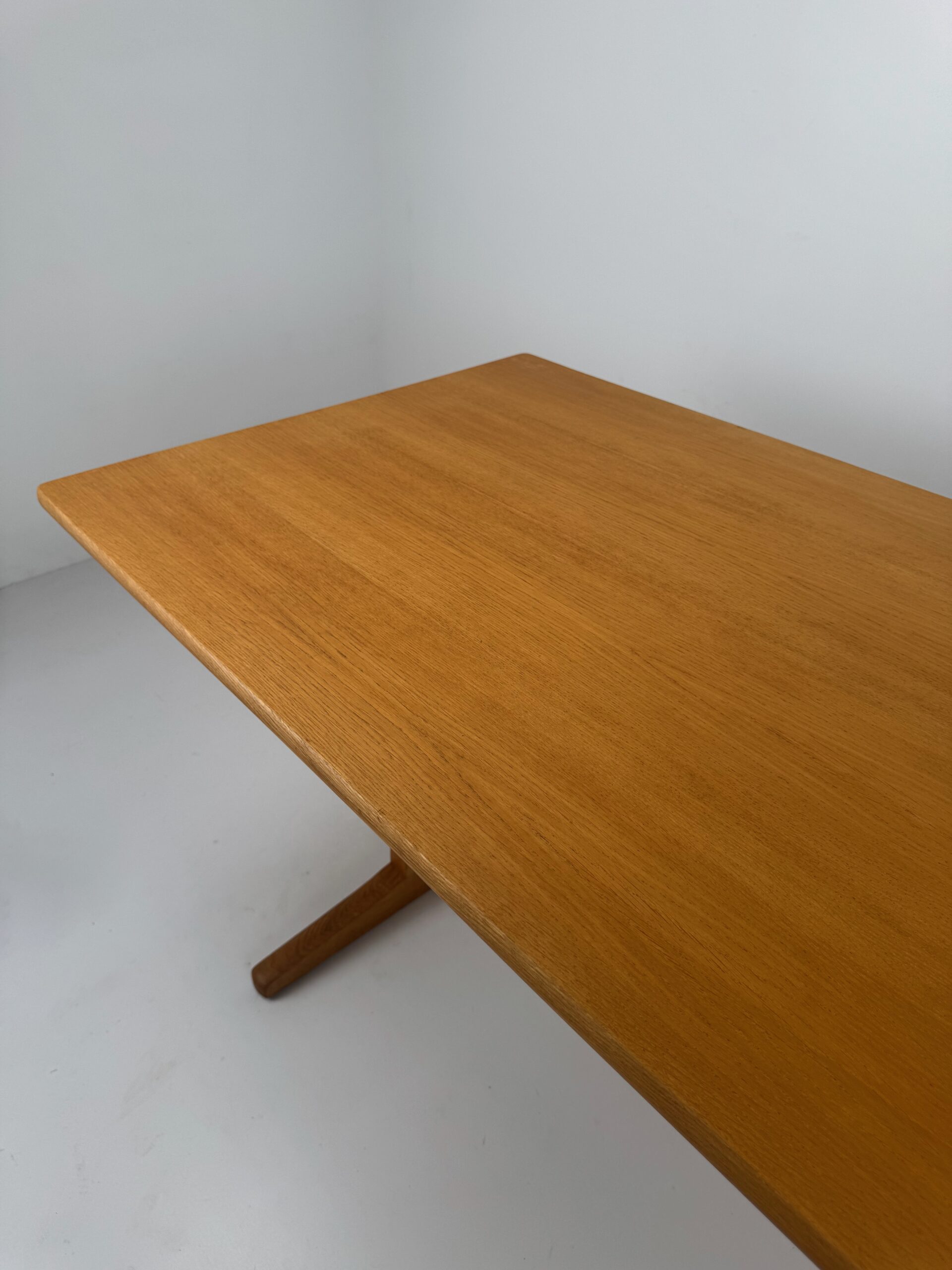 Shaker Table C18, Børge Mogensen for FDB Møbler, Denmark, 1960s