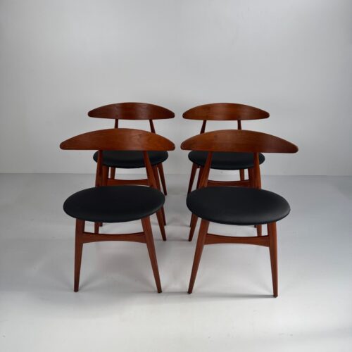 Set of 4 CH33 Dining Chairs, Hans J. Wegner, Denmark, 1950s