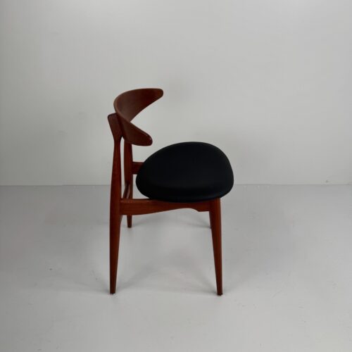 Set of 4 CH33 Dining Chairs, Hans J. Wegner, Denmark, 1950s
