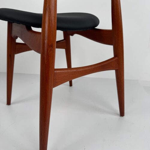 Set of 4 CH33 Dining Chairs, Hans J. Wegner, Denmark, 1950s