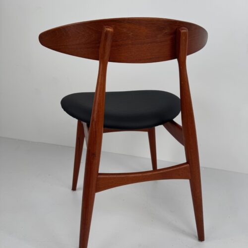 Set of 4 CH33 Dining Chairs, Hans J. Wegner, Denmark, 1950s