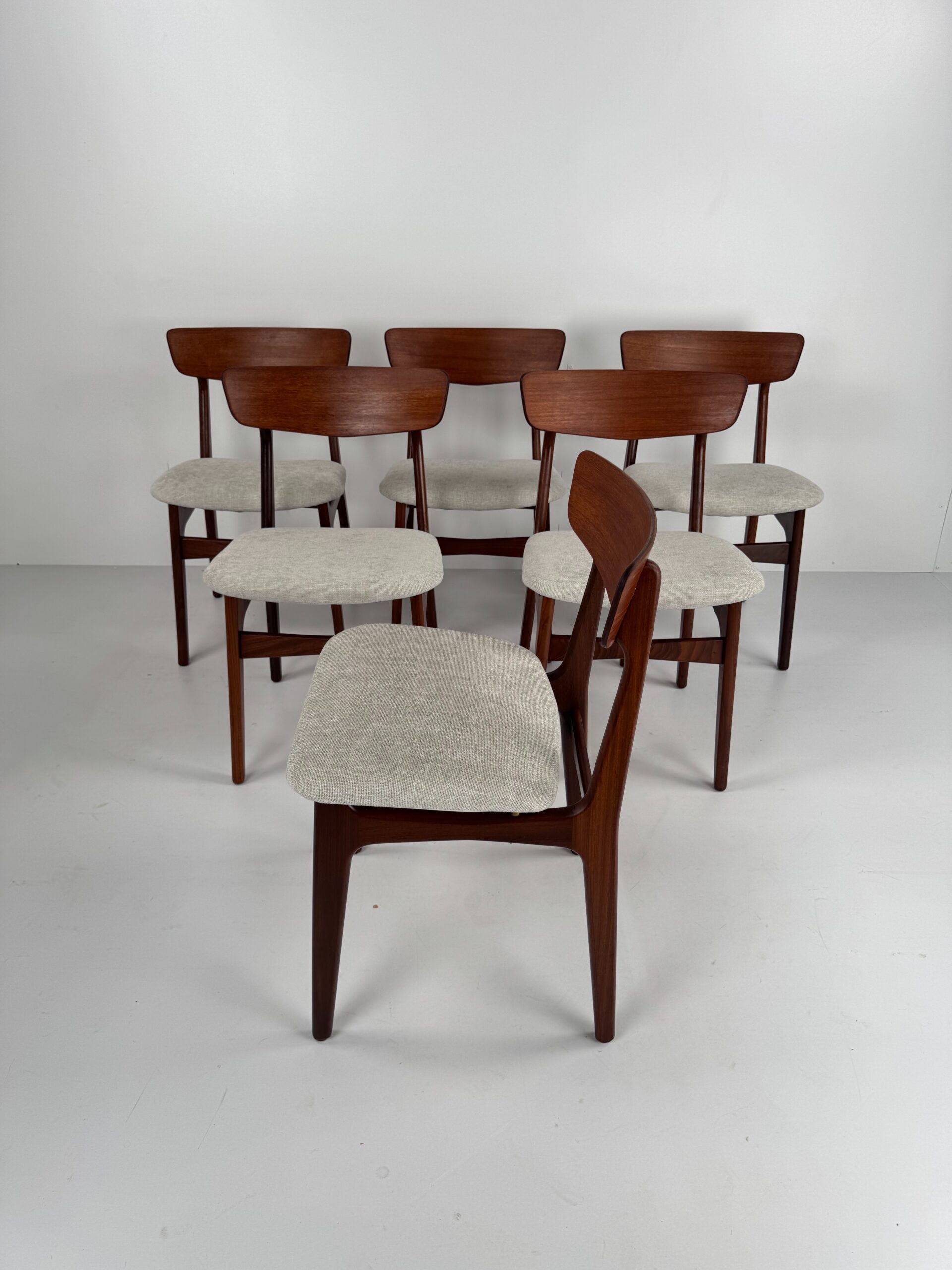 Set of 6 Dining Chairs, Schiønning & Elgaard, Denmark, 1960s