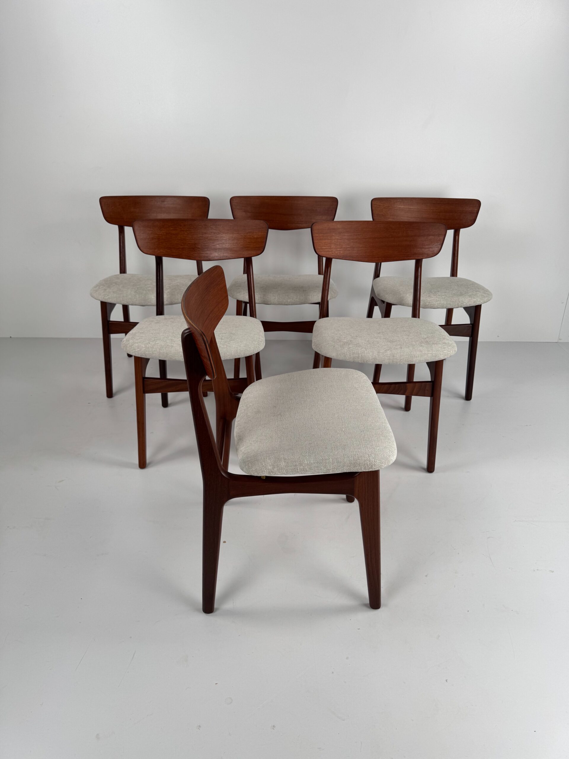 Set of 6 Dining Chairs, Schiønning & Elgaard, Denmark, 1960s