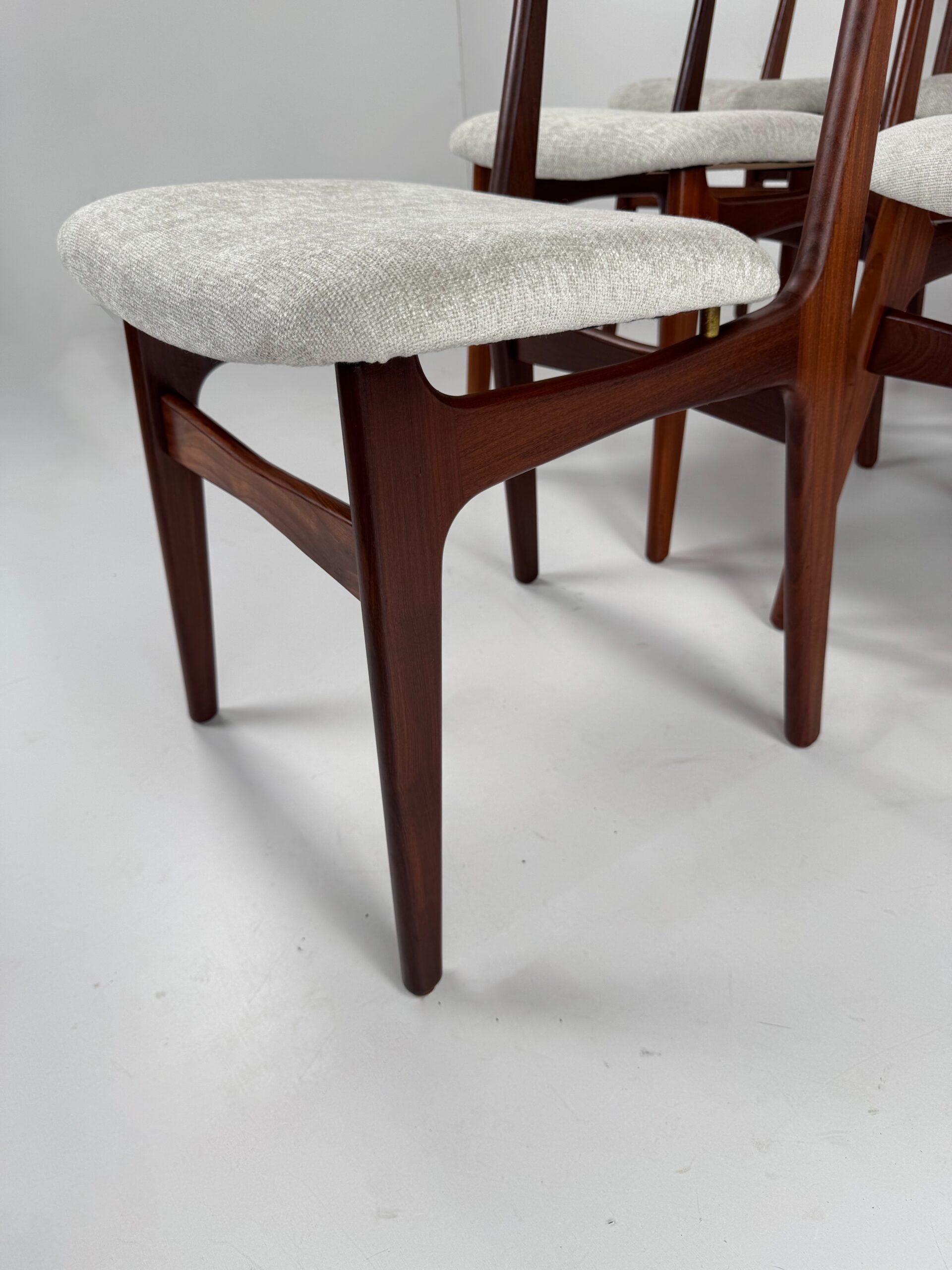 Set of 6 Dining Chairs, Schiønning & Elgaard, Denmark, 1960s