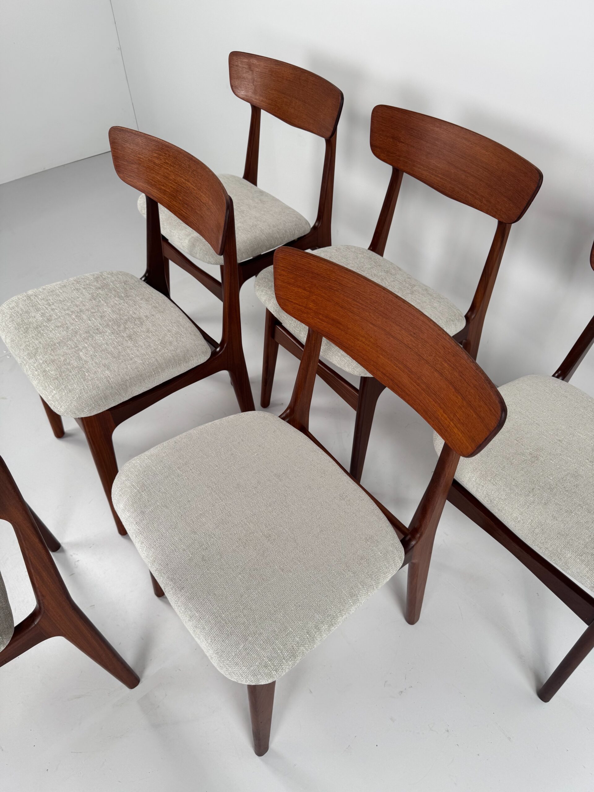 Set of 6 Dining Chairs, Schiønning & Elgaard, Denmark, 1960s