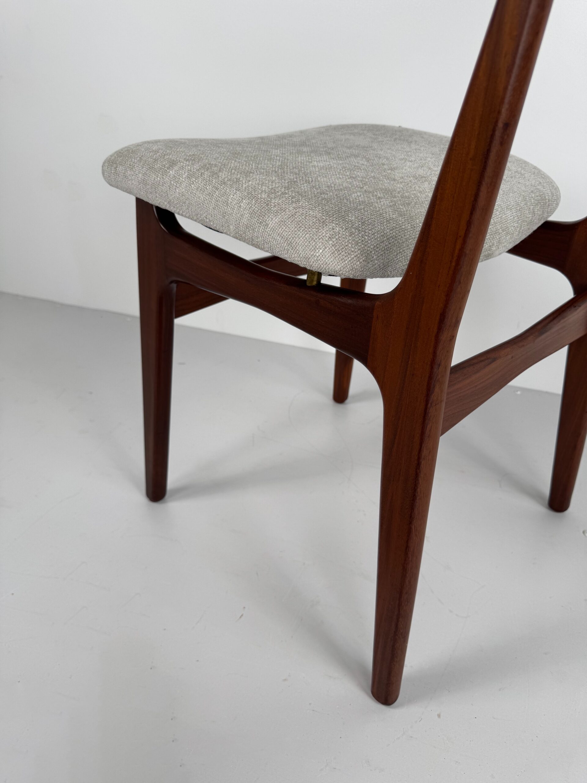 Set of 6 Dining Chairs, Schiønning & Elgaard, Denmark, 1960s
